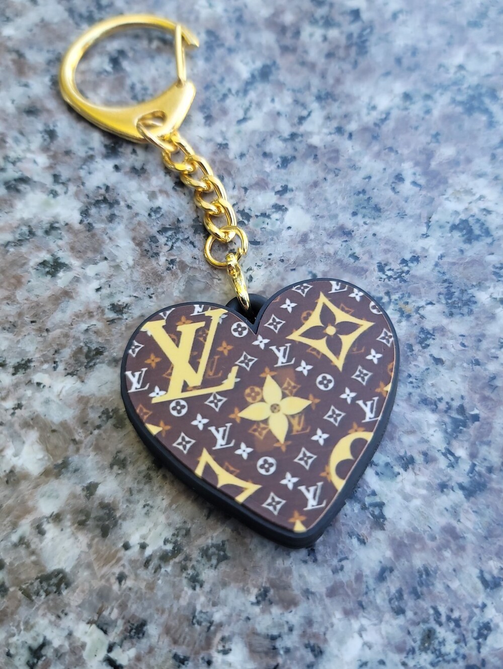 Key holder charm - Picture 3 of 6